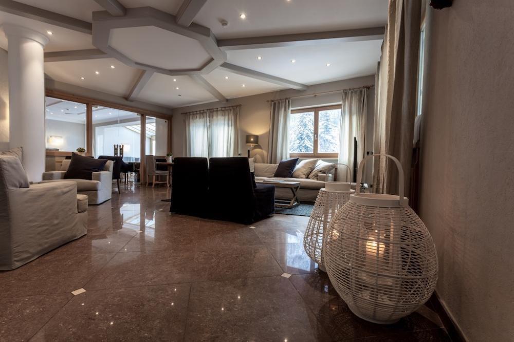 Hotel Garni Villa Park Ортізеї Екстер'єр фото
