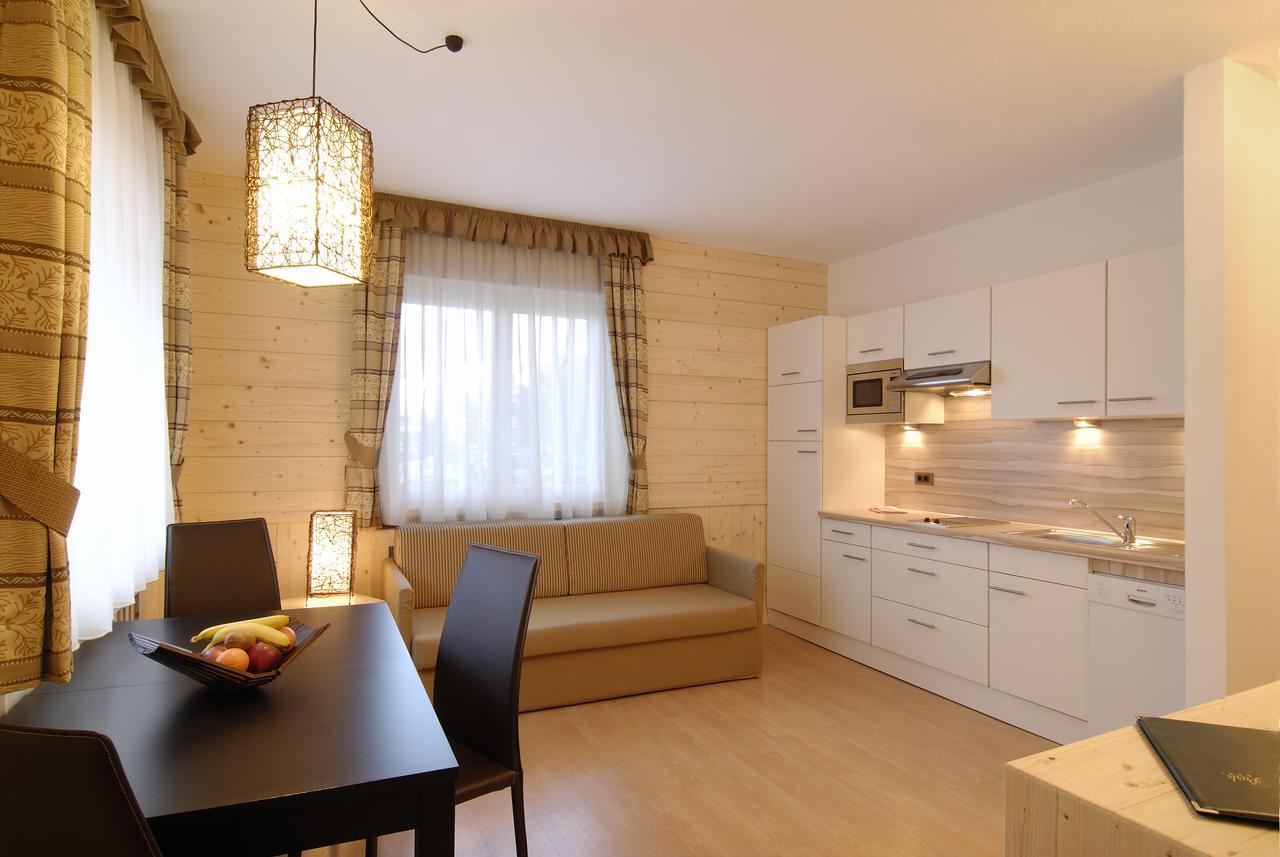 Hotel Garni Villa Park Ортізеї Екстер'єр фото